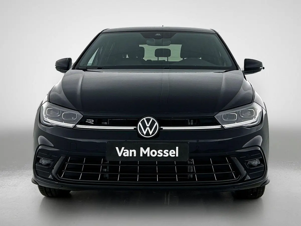1.0 TSI R-Line Edition | Fysieke voorraad auto | Direct leverbaar | Panoramisch dak | LED Matrix koplampen | Stoelverwarming | Digitale cockpit pro | Achteruitrijcamera | Parkeersensoren |