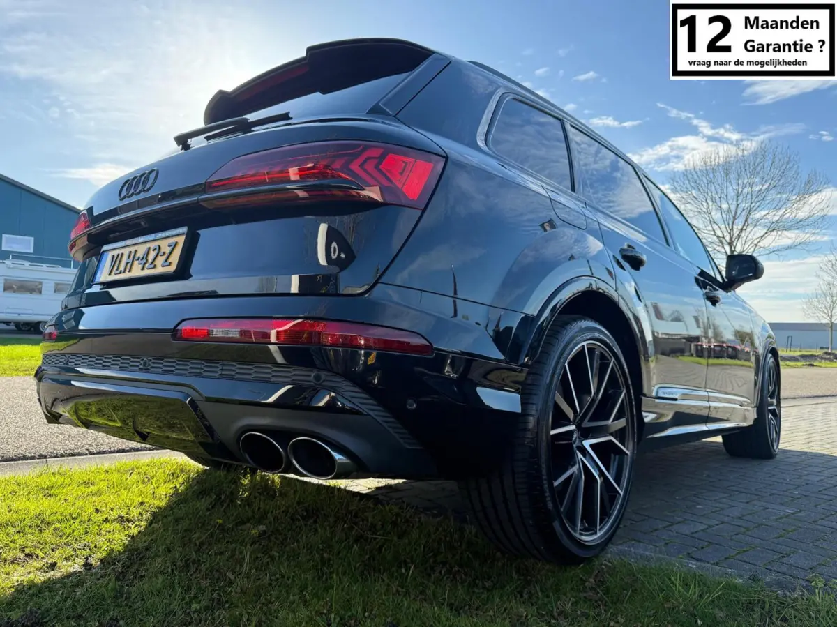SQ7 4.0 TDI SQ7 QUATTRO ALLE OPTIE'S € 175.168,- NIEUWPRIJS