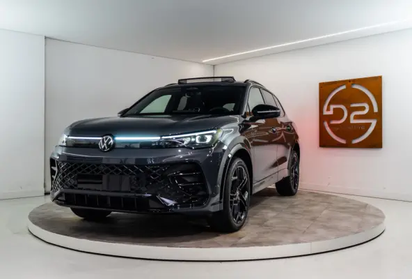 1.5 eHybrid 2x R-Line 2025 PER DIRECT BESCHIKBAAR | VOL OPTIE INCL. 5 JAAR GARANTIE!
