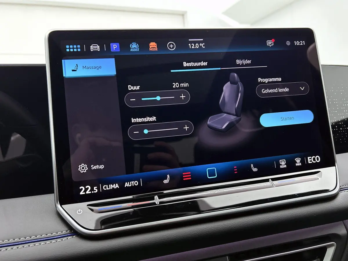 1.5 eHybrid R-Line Edition 204 PK Plug in hybrid | Trekhaak | 360 Camera | Stoelverwaming | Stuurverwarming | Panoramadak | Navigatie | Apple Carplay | Android Auto | Dodehoeksensoren | Elek