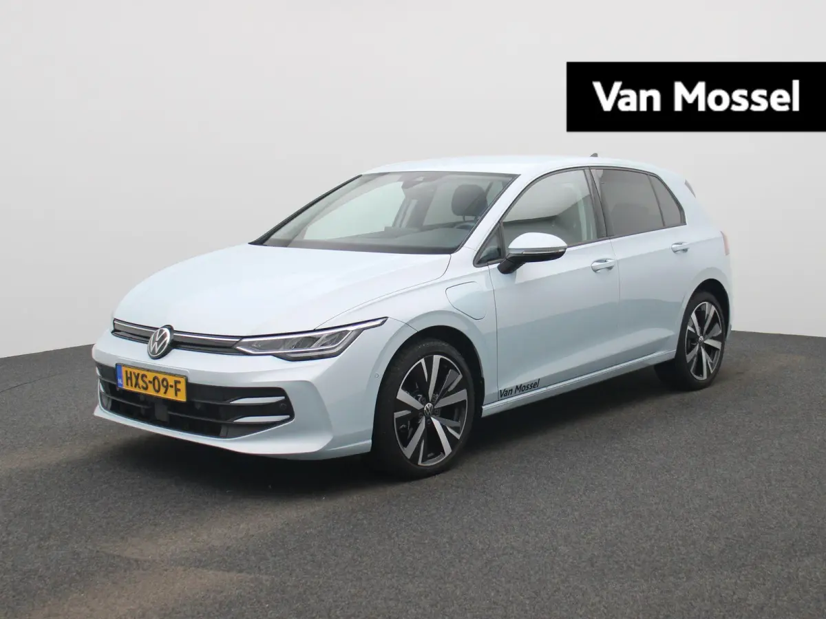 1.5 eHybrid Life Edition | Automaat | Navigatie | Draadloze Apple carplay | Adaptieve cruise control | File Assist | Climate control | Stuur- en Stoelverwarming | 360' graden Camera | Park A