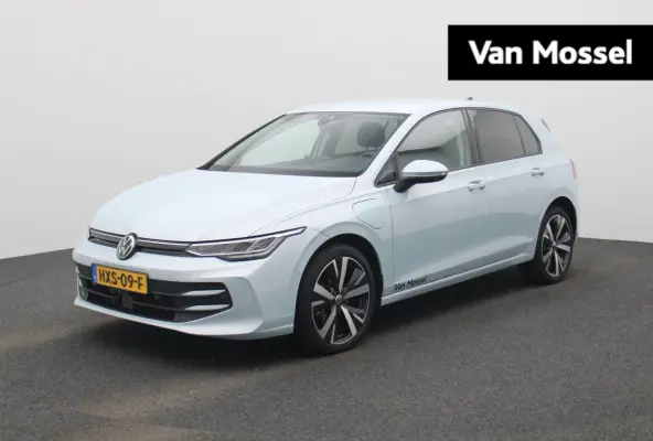 1.5 eHybrid Life Edition | Automaat | Navigatie | Draadloze Apple carplay | Adaptieve cruise control | File Assist | Climate control | Stuur- en Stoelverwarming | 360' graden Camera | Park A