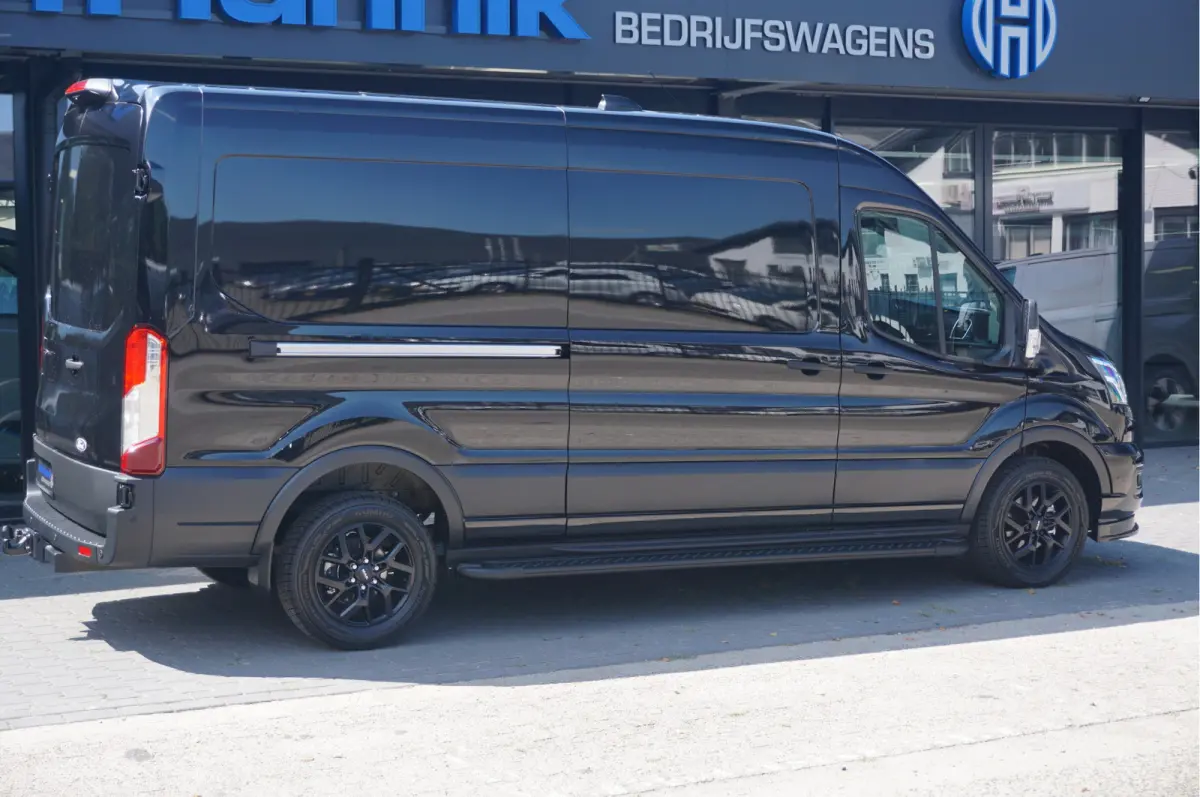 350L L3H2 Black Raptor AUT-10 RWD 165PK BPM VRIJ Navi, Adap. Cruise, 360° Cam, 3.5T Trekhaak!! NR. A199