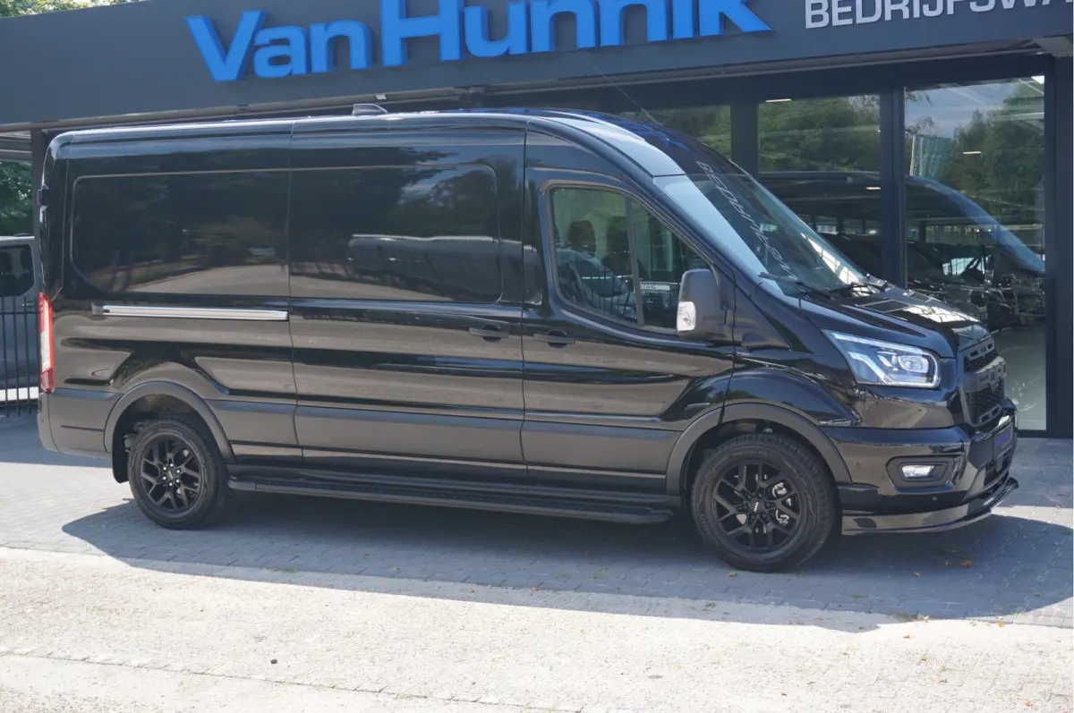 350L L3H2 Black Raptor AUT-10 RWD 165PK BPM VRIJ Navi, Adap. Cruise, 360° Cam, 3.5T Trekhaak!! NR. A199
