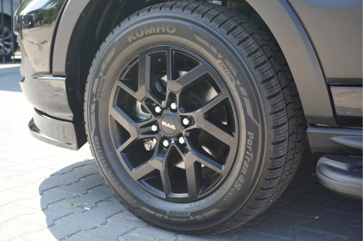 350L L3H2 Black Raptor AUT-10 RWD 165PK BPM VRIJ Navi, Adap. Cruise, 360° Cam, 3.5T Trekhaak!! NR. A199