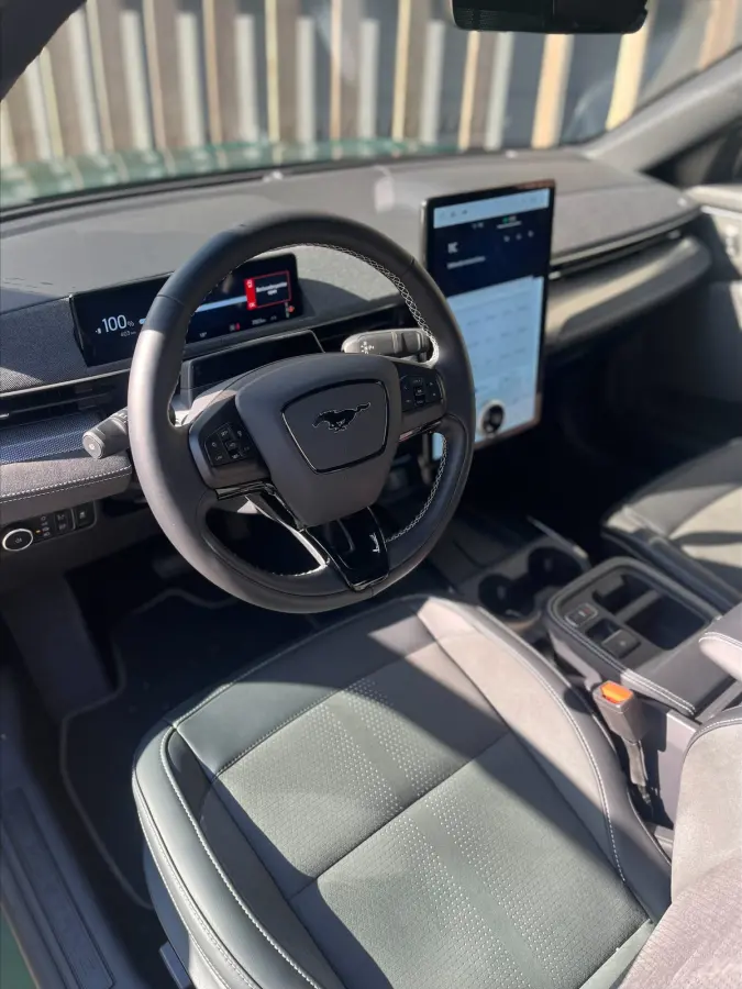 GT Extended AWD 98 kWh | Warmtepomp | Bronze Pack | Panoramadak | B&O premium audio | Uniek exemplaar  | Achterspoiler | Achteruitrijcamera | Afwijkende dakkleur