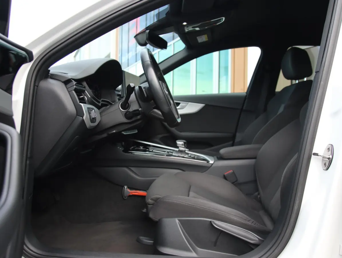 35 TFSI S edition | Zwart Optiek | 20inch velgen