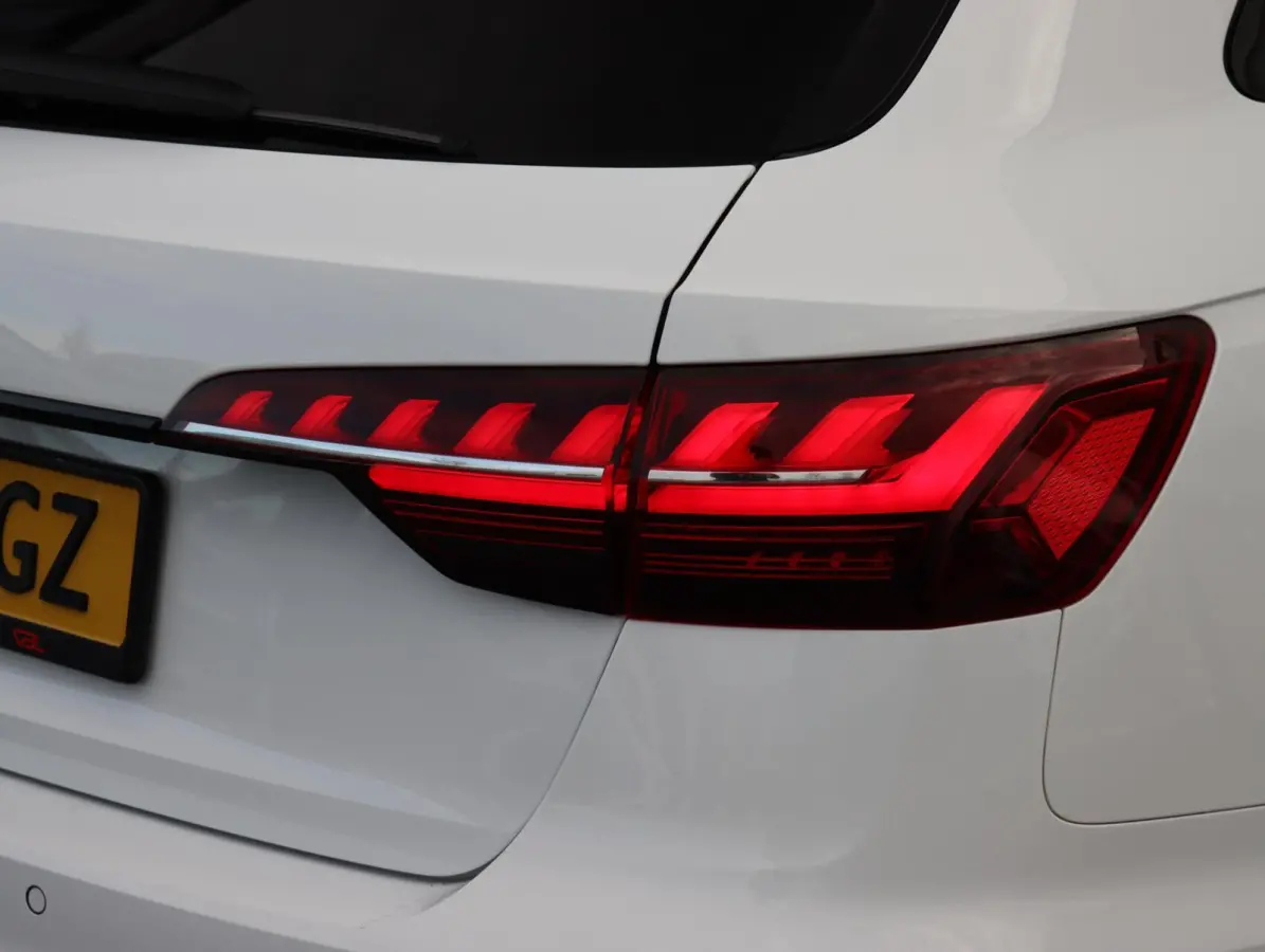35 TFSI S edition | Zwart Optiek | 20inch velgen