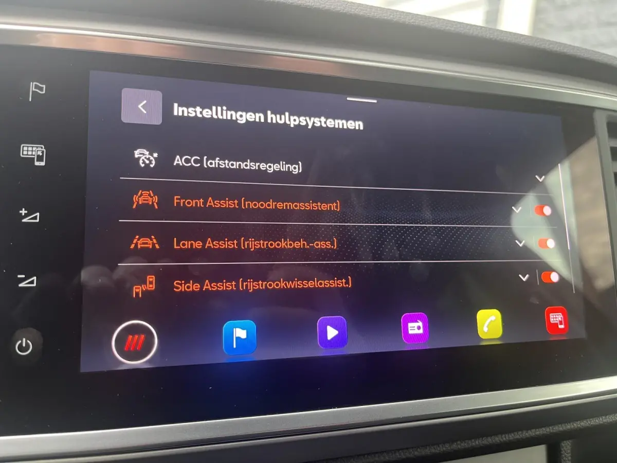 1.5 TSi DSG FR Business Intense | NAV. | CAMERA | STOEL-STUURVERW. |