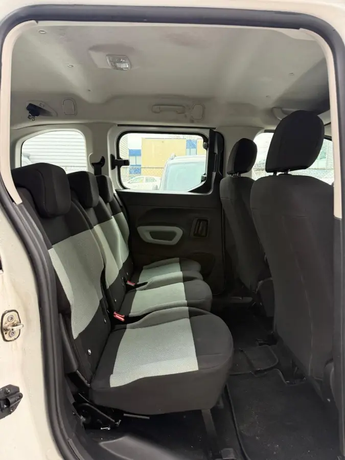 1.2 Benzine | Trekhaak | Bluetooth | 5 zit