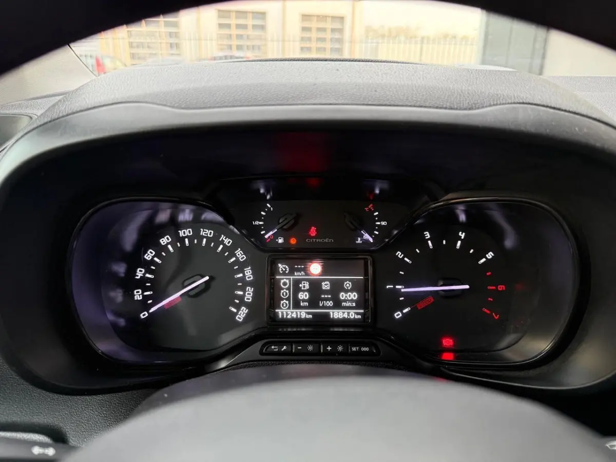 1.2 Benzine | Trekhaak | Bluetooth | 5 zit