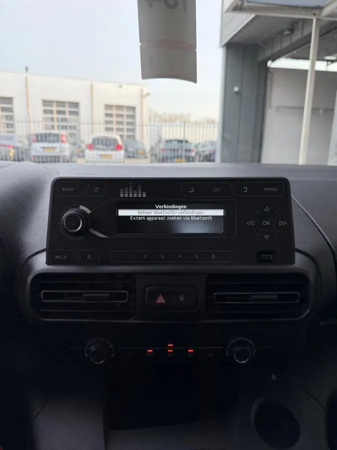 1.2 Benzine | Trekhaak | Bluetooth | 5 zit
