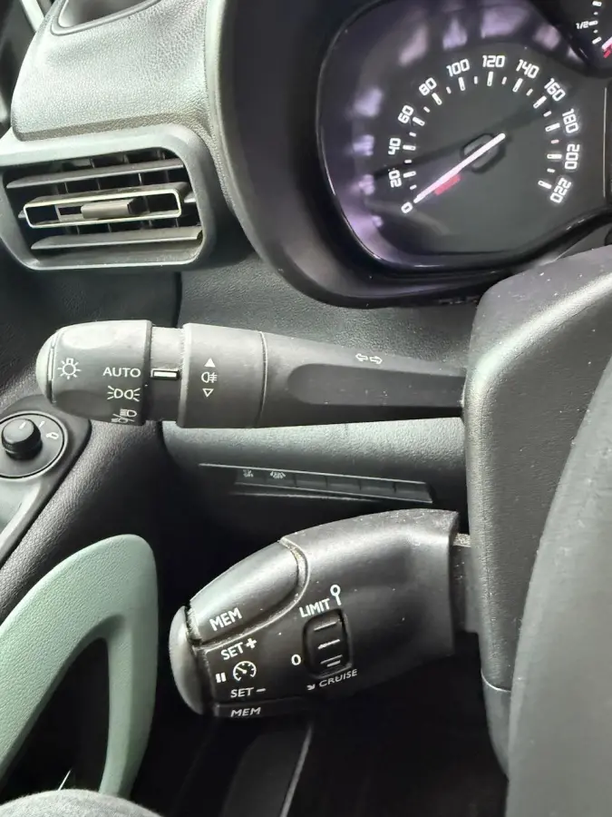 1.2 Benzine | Trekhaak | Bluetooth | 5 zit