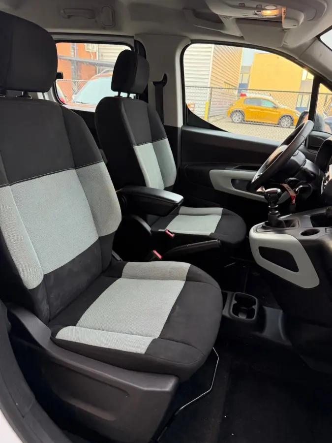1.2 Benzine | Trekhaak | Bluetooth | 5 zit