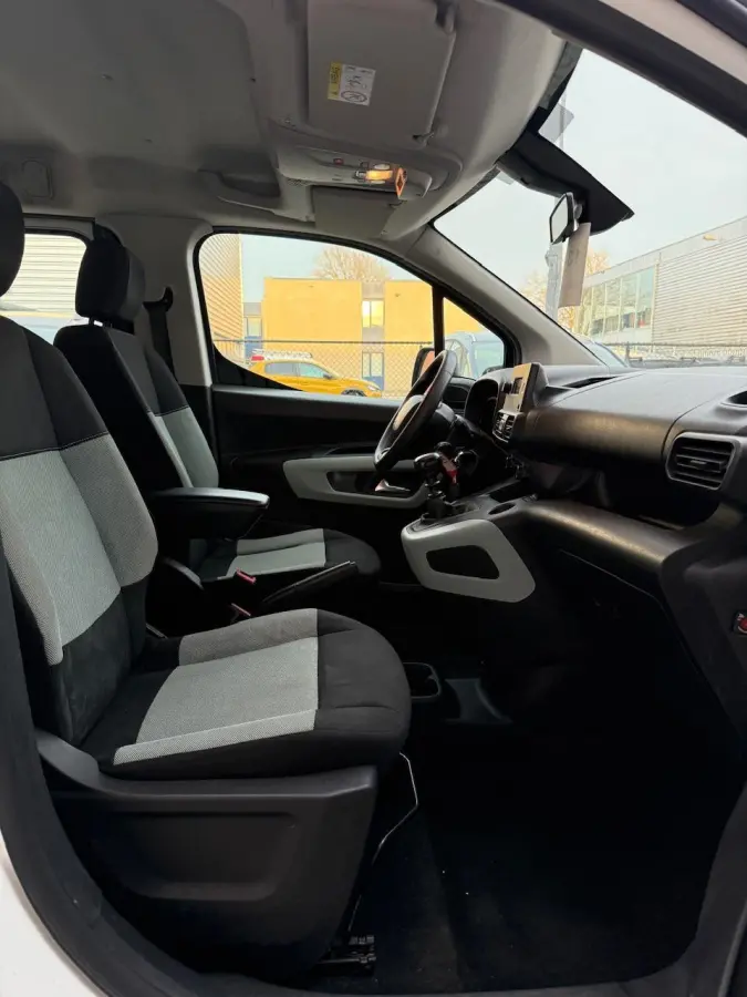 1.2 Benzine | Trekhaak | Bluetooth | 5 zit