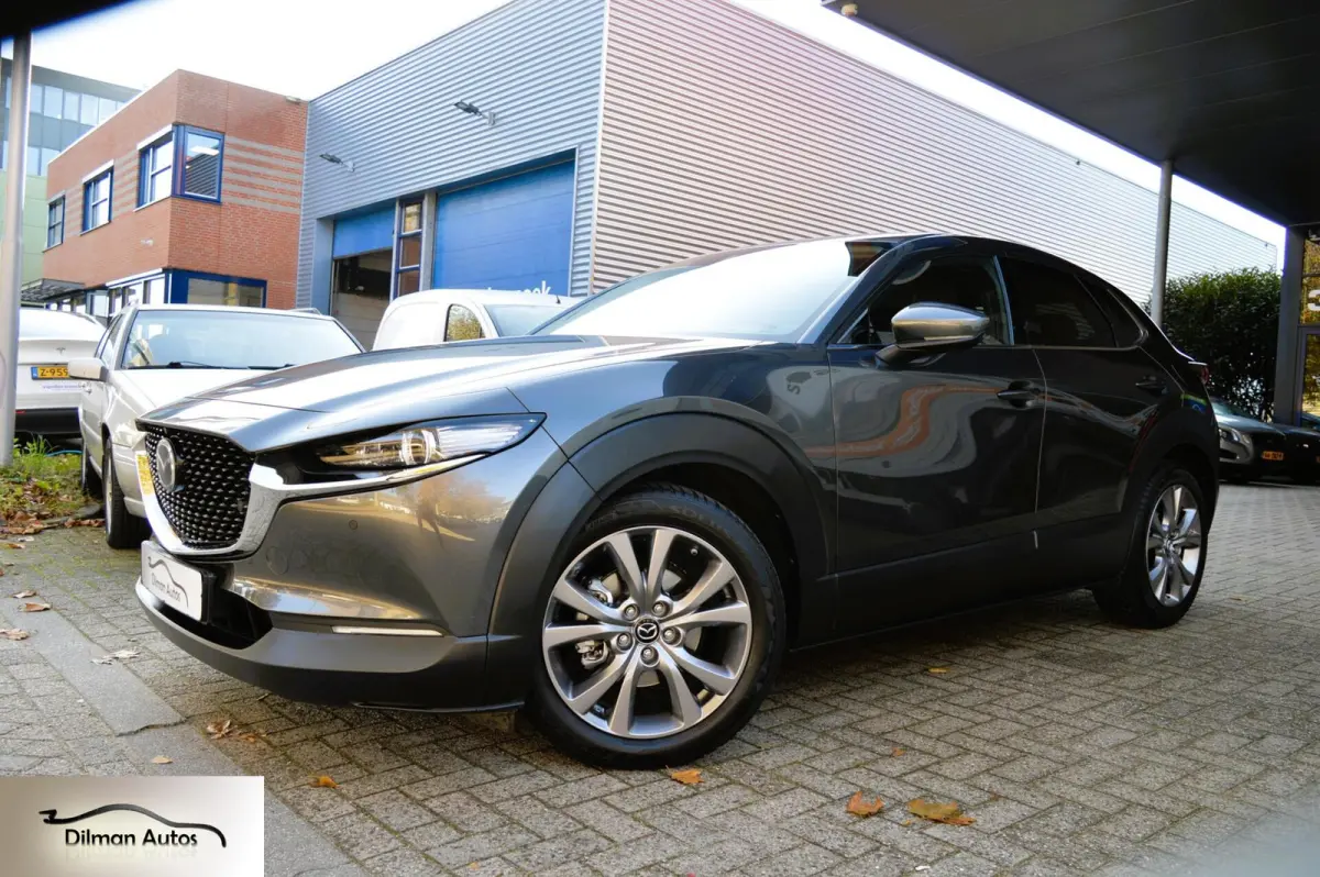 2.0 e-SkyActiv M Hybrid Bose|Camera|Leder|Head!