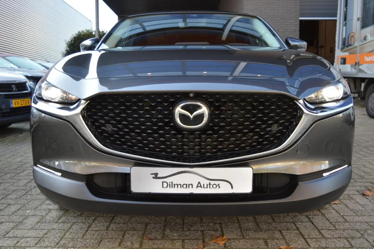 2.0 e-SkyActiv M Hybrid Bose|Camera|Leder|Head!