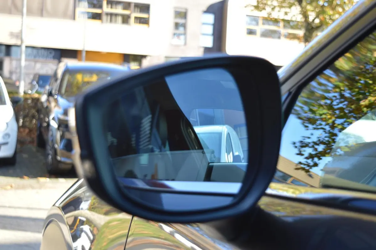 2.0 e-SkyActiv M Hybrid Bose|Camera|Leder|Head!