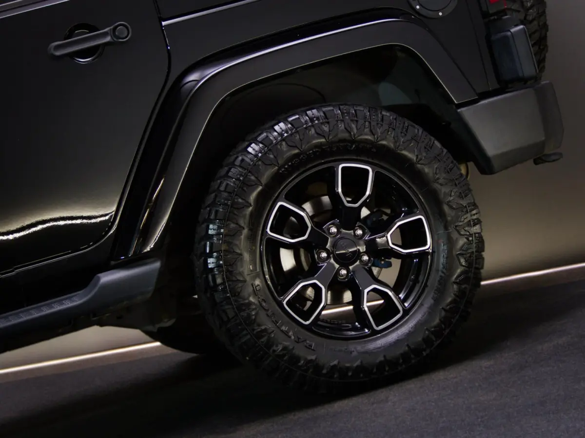3.6 Rubicon JK Edition (HARDTOP CABRIO, OFF-ROAD BANDEN, LIER, VISION-Q KOPLAMPEN, LEDER, STOELVERWARMING)