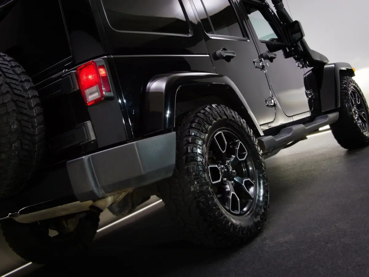 3.6 Rubicon JK Edition (HARDTOP CABRIO, OFF-ROAD BANDEN, LIER, VISION-Q KOPLAMPEN, LEDER, STOELVERWARMING)