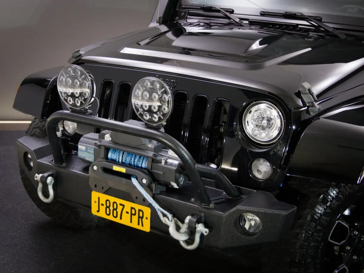 3.6 Rubicon JK Edition (HARDTOP CABRIO, OFF-ROAD BANDEN, LIER, VISION-Q KOPLAMPEN, LEDER, STOELVERWARMING)