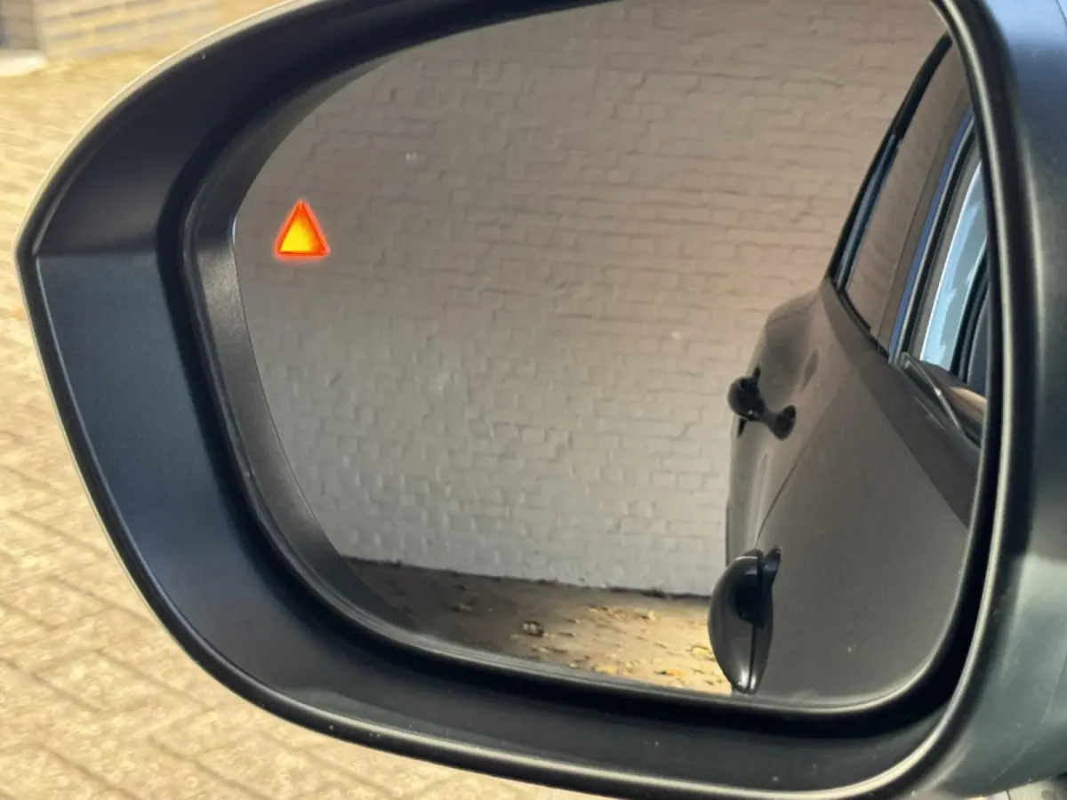 1.5 e-Power Limited Edition Adaptive cruis Climate control Navigatie Keyless Parkeersensoren 360 camera