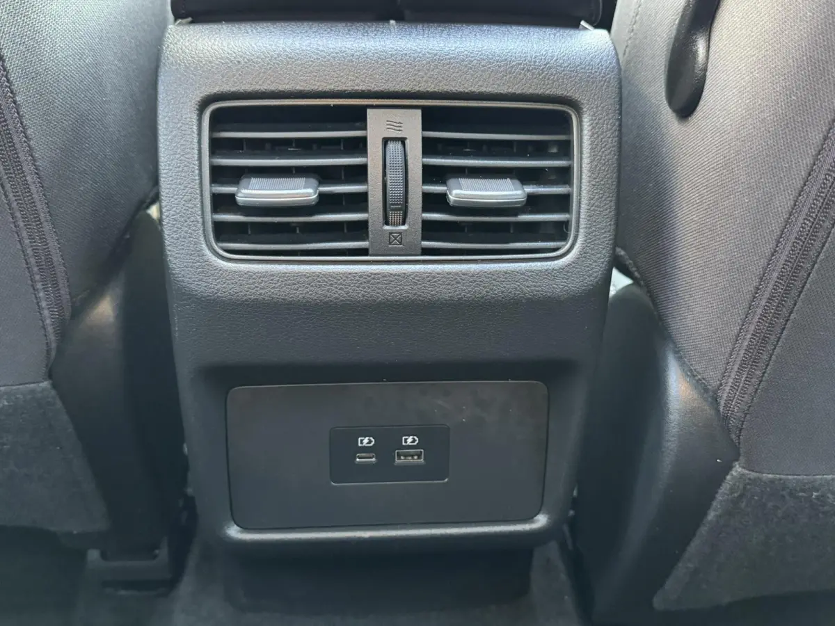 1.5 e-Power Limited Edition Adaptive cruis Climate control Navigatie Keyless Parkeersensoren 360 camera