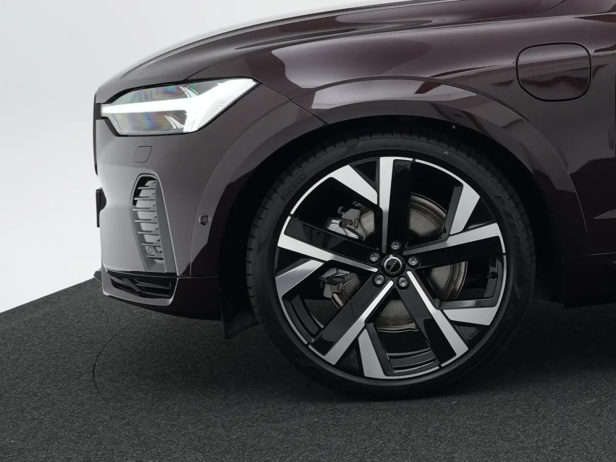 T8 AWD Ultimate Dark 22" | B&W | Luchtvering | Nappa & Ventilatie | HUD || Pano | LUCHTVERING | B&W AUDIO | PANORAMADAK