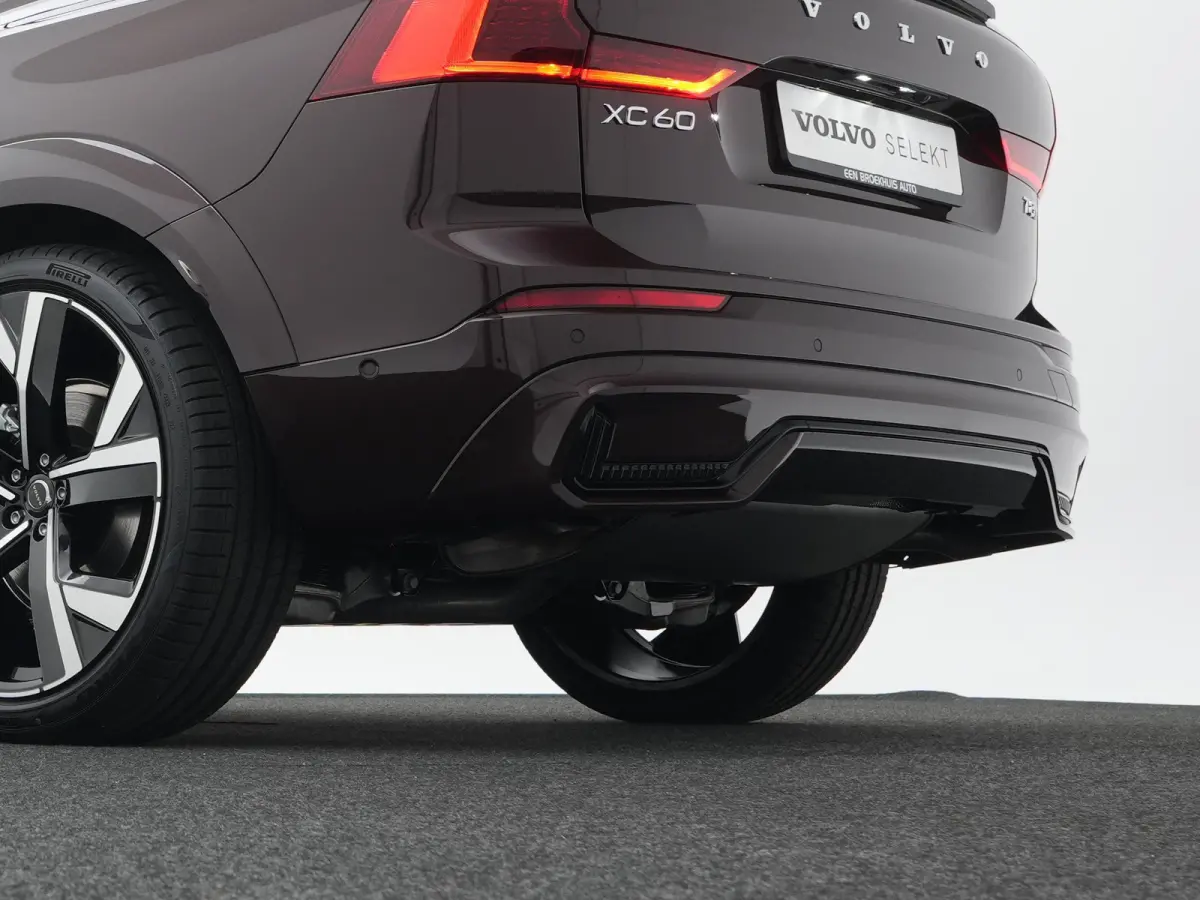 T8 AWD Ultimate Dark 22" | B&W | Luchtvering | Nappa & Ventilatie | HUD || Pano | LUCHTVERING | B&W AUDIO | PANORAMADAK