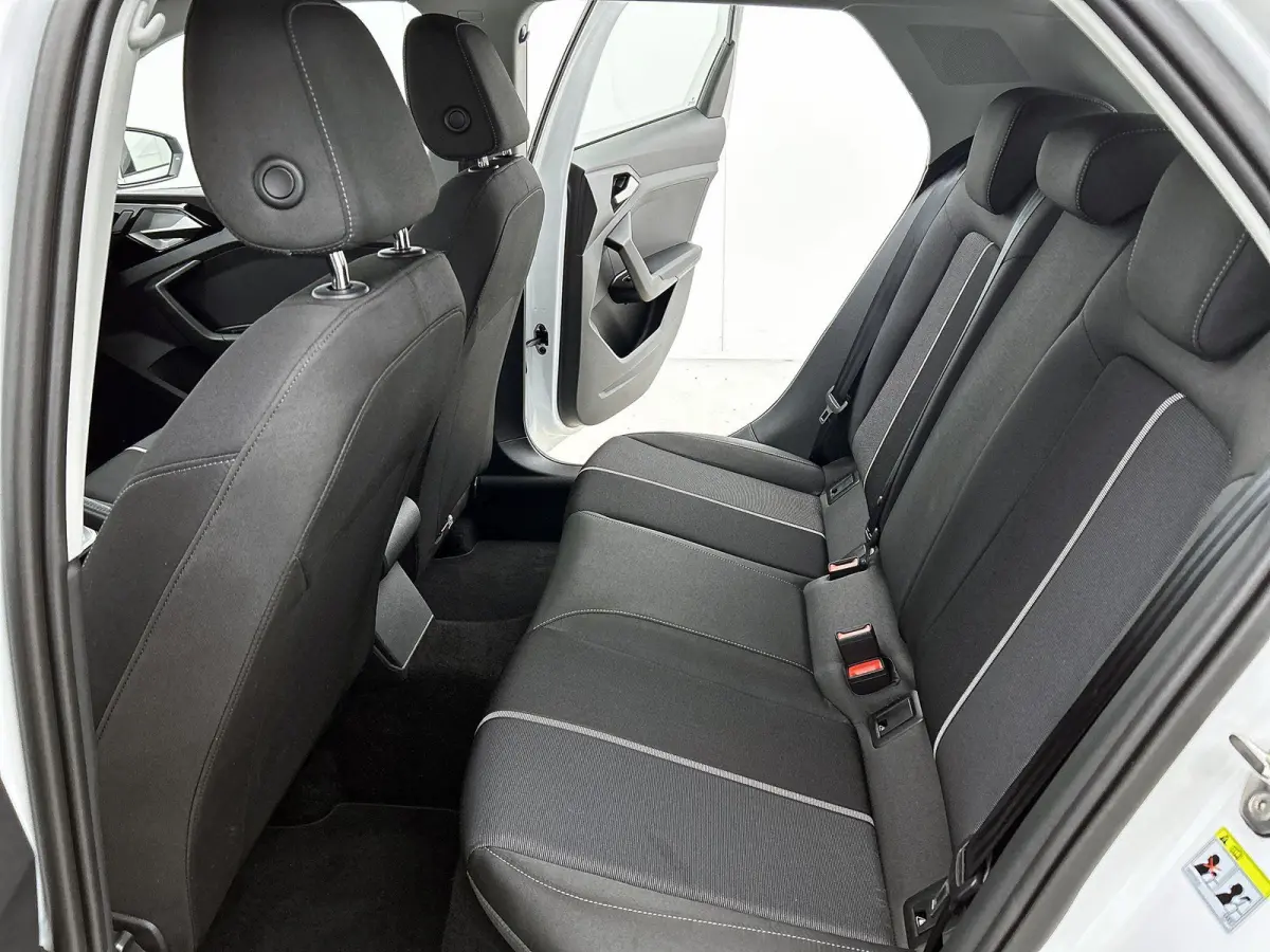 25 TFSI Pro Line 95 PK | Cruise Control | Parkeersensoren | Apple Carplay | Android Auto | Buitenspiegels inklapbaar |