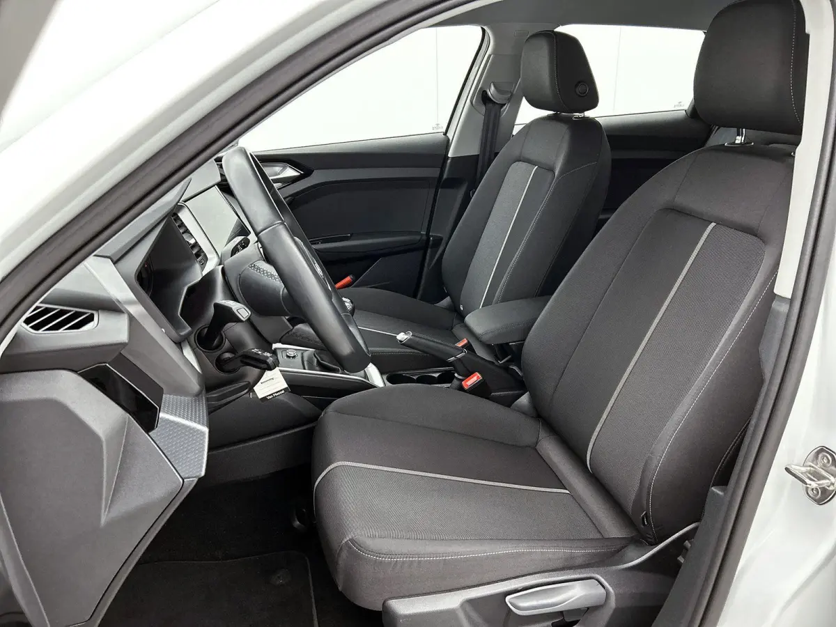 25 TFSI Pro Line 95 PK | Cruise Control | Parkeersensoren | Apple Carplay | Android Auto | Buitenspiegels inklapbaar |