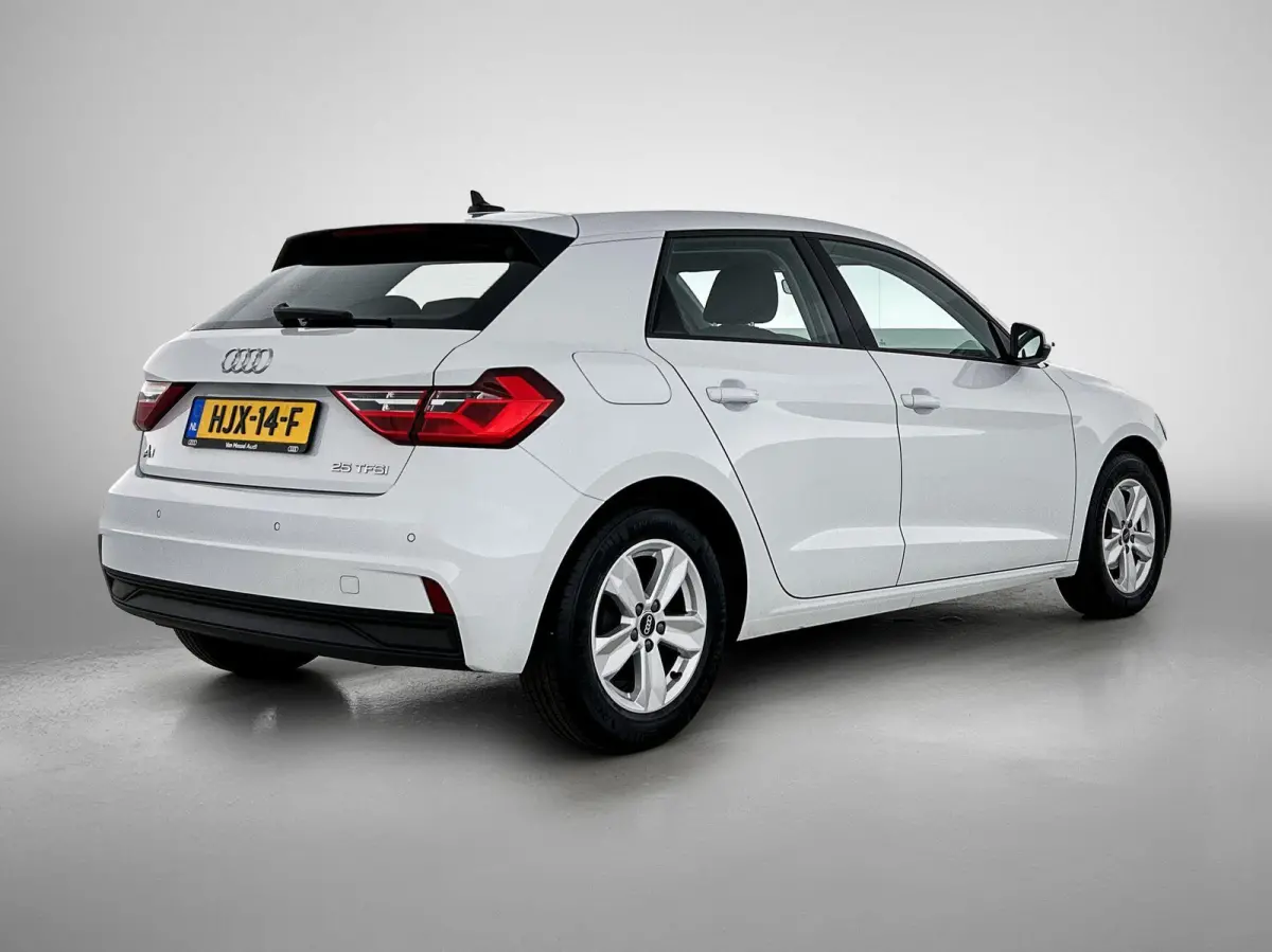25 TFSI Pro Line 95 PK | Cruise Control | Parkeersensoren | Apple Carplay | Android Auto | Buitenspiegels inklapbaar |