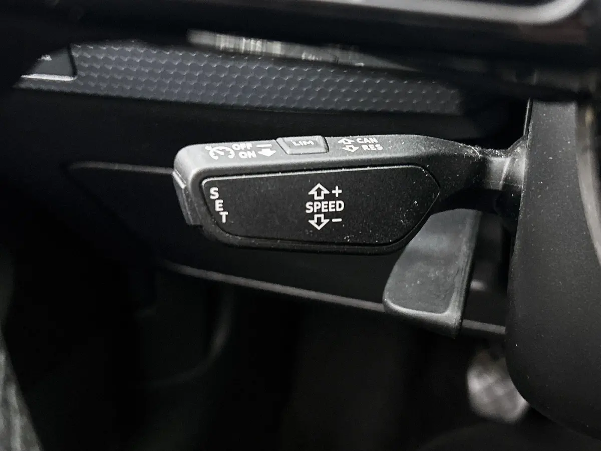 25 TFSI Pro Line 95 PK | Cruise Control | Parkeersensoren | Apple Carplay | Android Auto | Buitenspiegels inklapbaar |