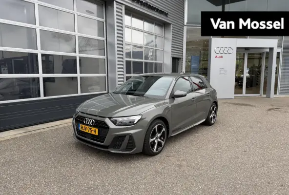 25 TFSI S edition 95 PK | Demo | Cruise Control l Airco l Apple Carplay / Android Auto l Privacy glas l Parkeersensoren l Audi virtual cockpit