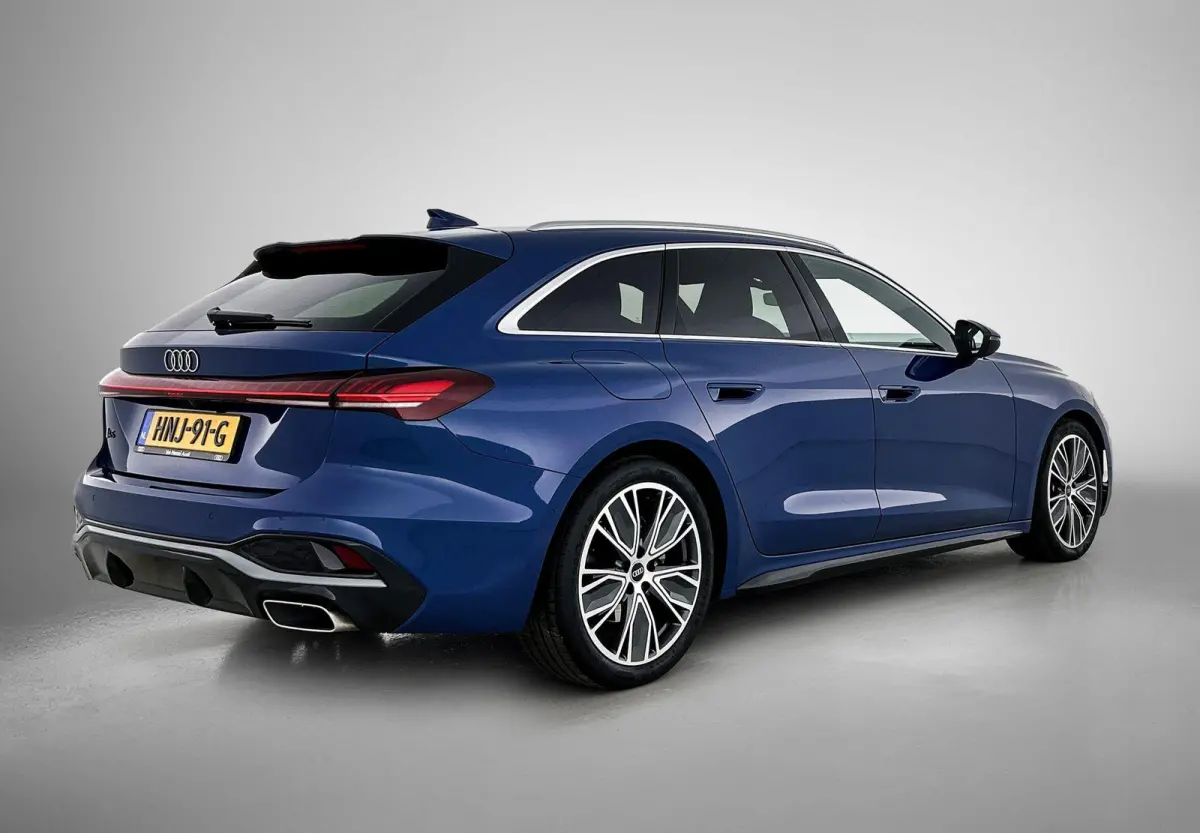 2.0 TFSI S edition 204 PK | Adaptive cruise control l Privacy glas l Achteruitrijcamera l Airco l Navigatie l Apple Carplay / Android Auto l Verwarmbare voorstoelen l Audi virtual cockpit pl