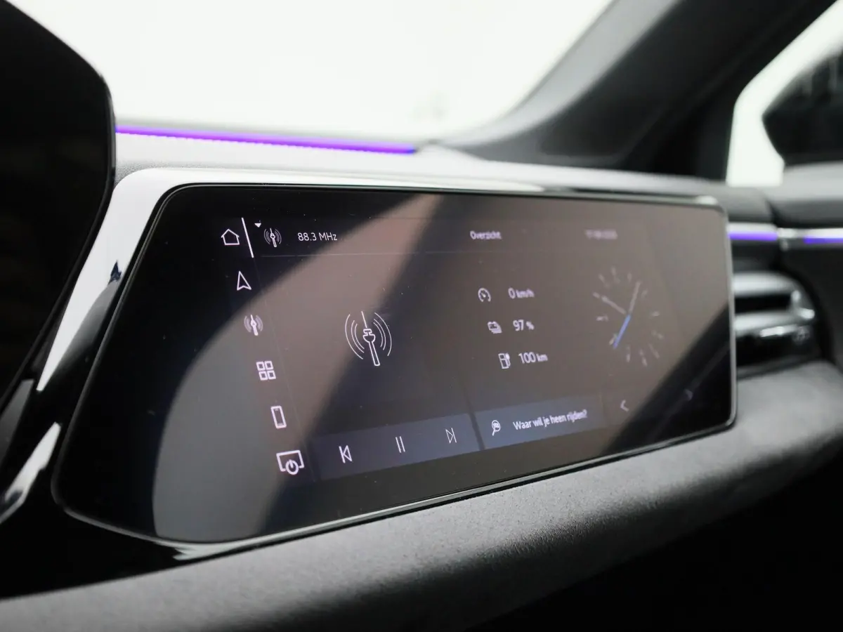 2.0 e-hybrid quattro Pro Line 299 PK | Demo | Adaptive cruise control l Elektr. vestelbare bestuurdersstoel met geheugen l Stoelverwarming l Navigatie l 360 graden camera l Dodehoekdetectie 