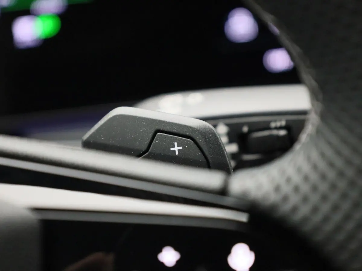 2.0 e-hybrid quattro Pro Line 299 PK | Demo | Adaptive cruise control l Elektr. vestelbare bestuurdersstoel met geheugen l Stoelverwarming l Navigatie l 360 graden camera l Dodehoekdetectie 