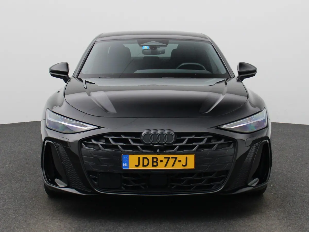 2.0 e-hybrid quattro Pro Line 299 PK | Demo | Adaptive cruise control l Elektr. vestelbare bestuurdersstoel met geheugen l Stoelverwarming l Navigatie l 360 graden camera l Dodehoekdetectie 
