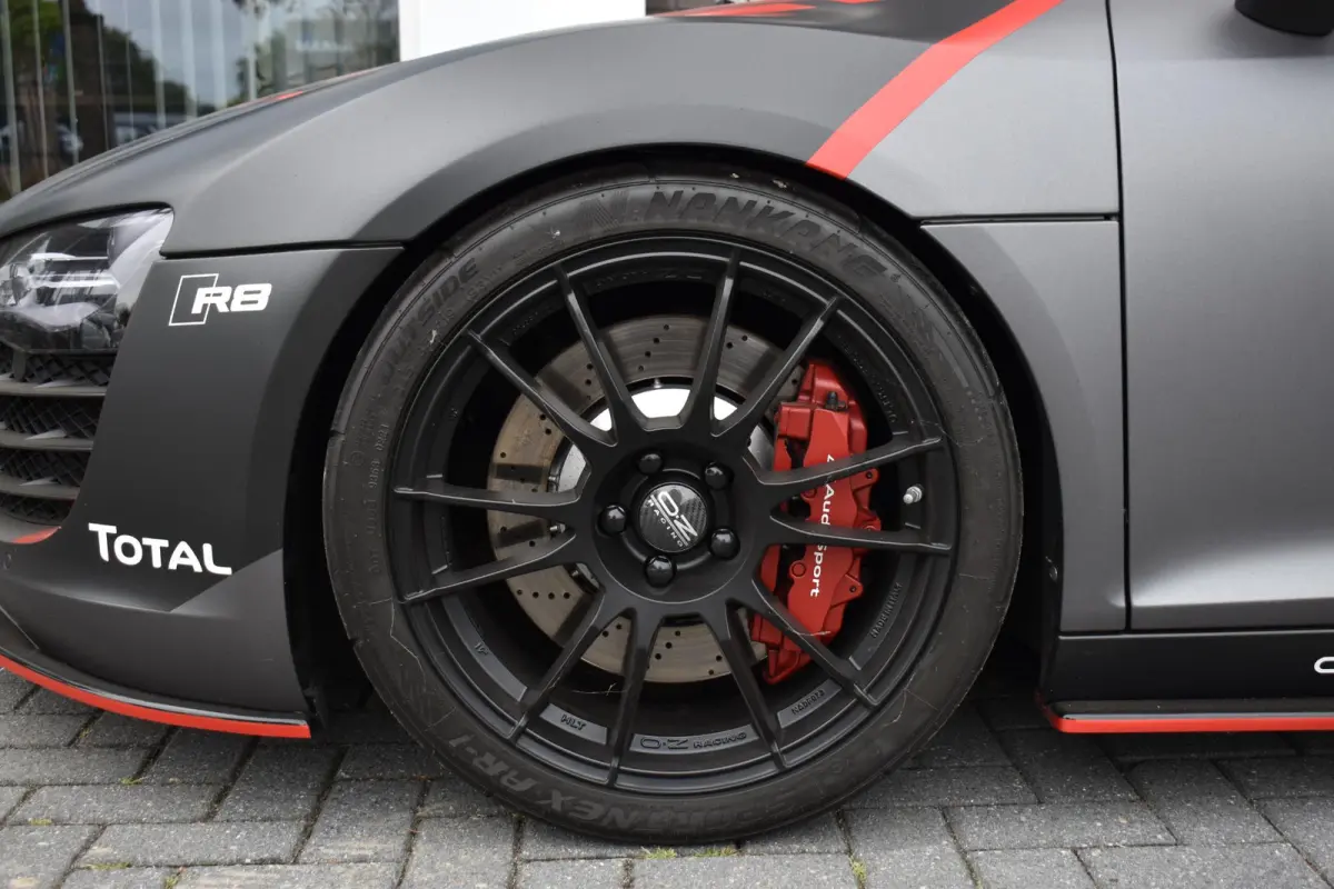 4.2 V8 FSI 49000KM! Audi R8 4.2 V8 FSI