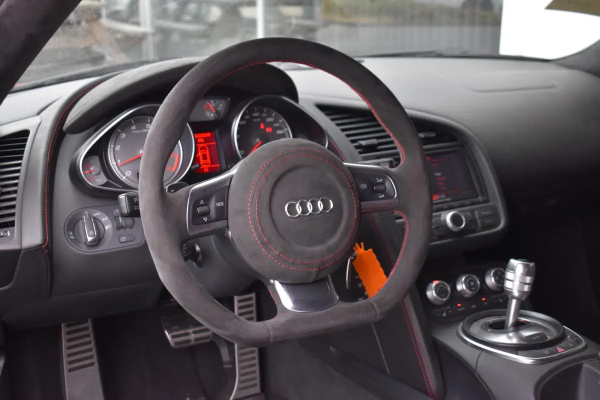 4.2 V8 FSI 49000KM! Audi R8 4.2 V8 FSI