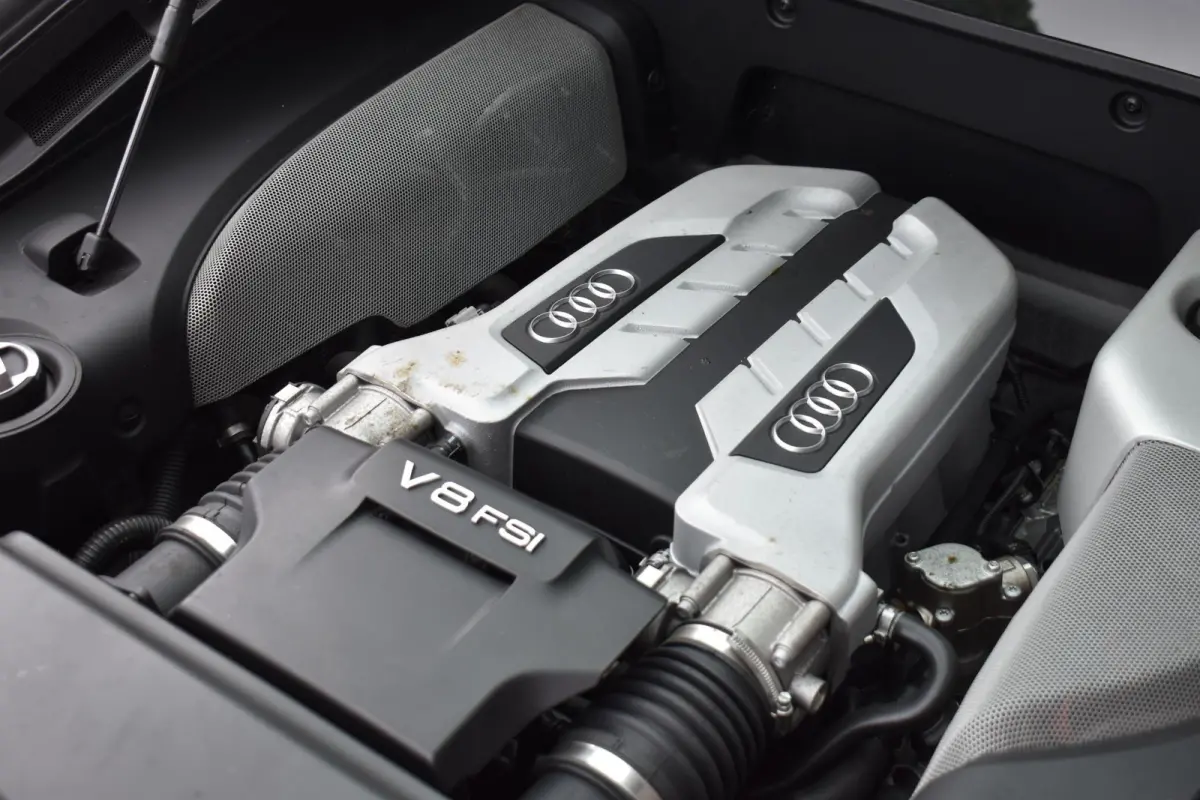 4.2 V8 FSI 49000KM! Audi R8 4.2 V8 FSI