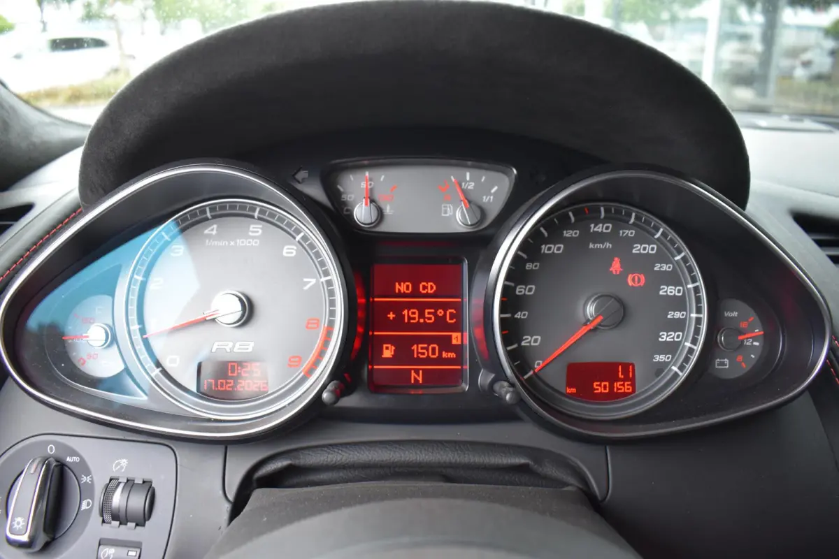 4.2 V8 FSI 49000KM! Audi R8 4.2 V8 FSI