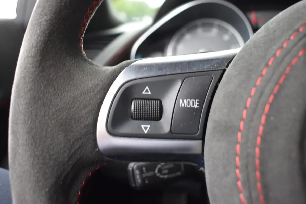 4.2 V8 FSI 49000KM! Audi R8 4.2 V8 FSI