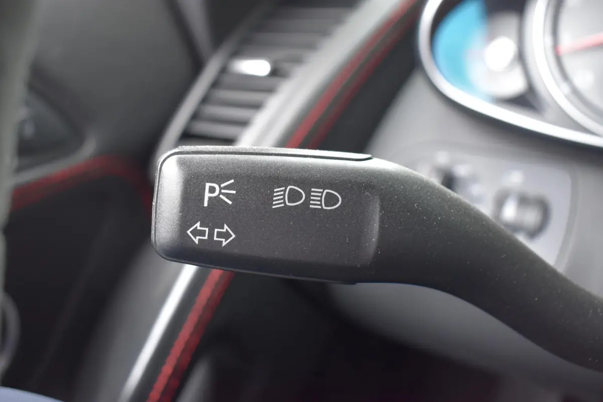 4.2 V8 FSI 49000KM! Audi R8 4.2 V8 FSI