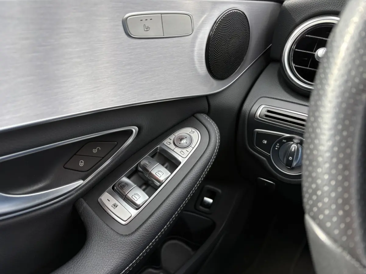 180 Sport Edition | AMG Styling | Panodak | Trekhaak | Navi | Camera