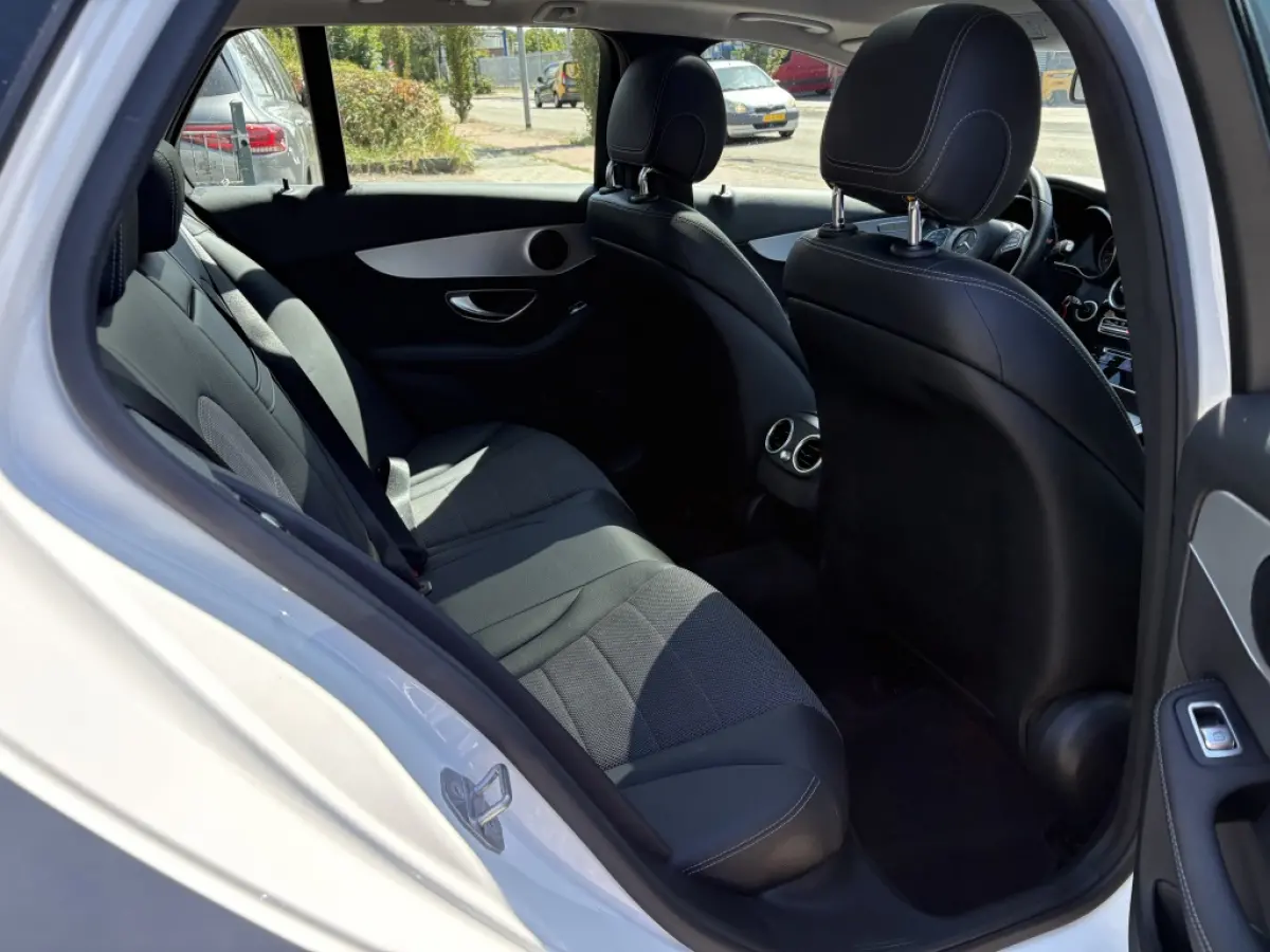 180 Sport Edition | AMG Styling | Panodak | Trekhaak | Navi | Camera