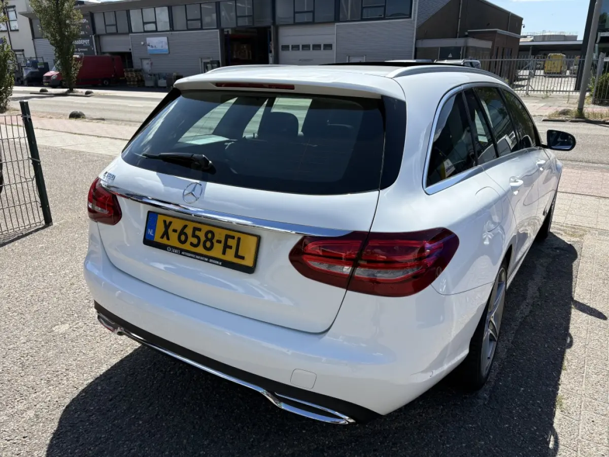 180 Sport Edition | AMG Styling | Panodak | Trekhaak | Navi | Camera