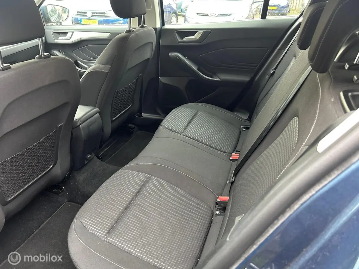 1.0 EcoBoost Hybrid Trend Edition Business Navigatie Camera