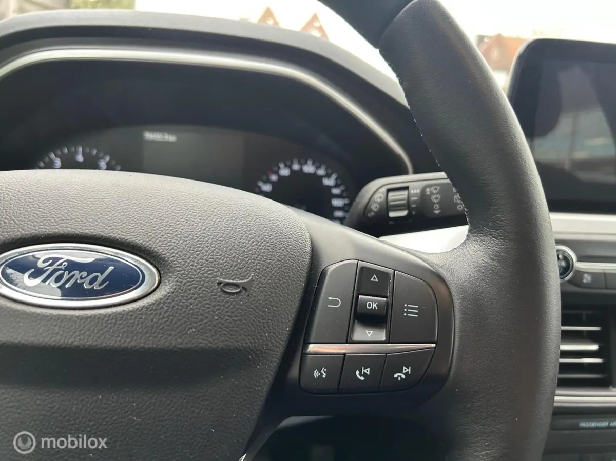 1.0 EcoBoost Hybrid Trend Edition Business Navigatie Camera