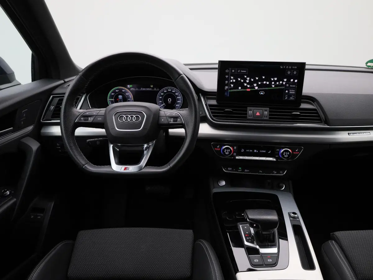 50 TFSI e S edition 299 PK | Demo | Cruise control l Elektrisch instel. voorstoelen l Stoelverwarming l Airco l Navigatie l Achteruitrijcamera l Parkeersensoren l Privacy glas l Optiekpakket